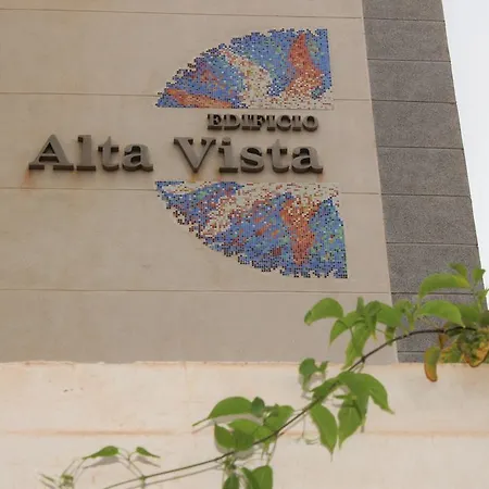 Giwa's Edificio Alta Vista